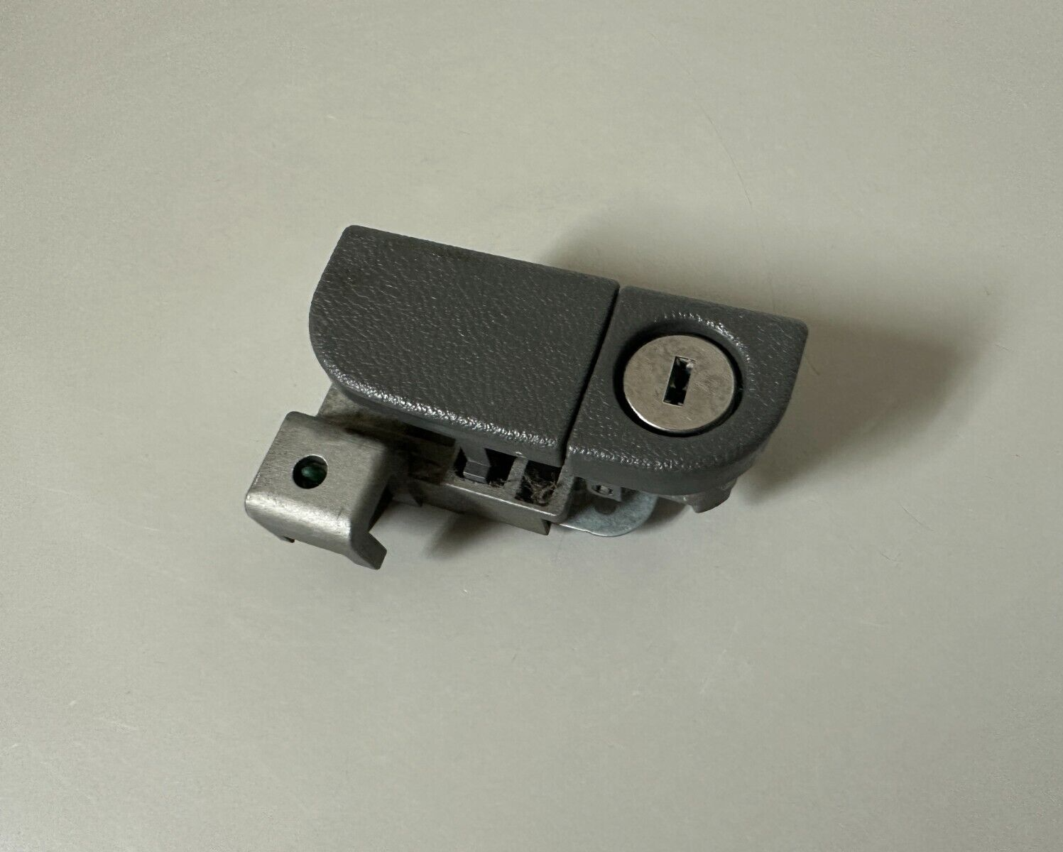 20052010 Honda Odyssey Glove Box Compartment Latch Lock Handle Gray