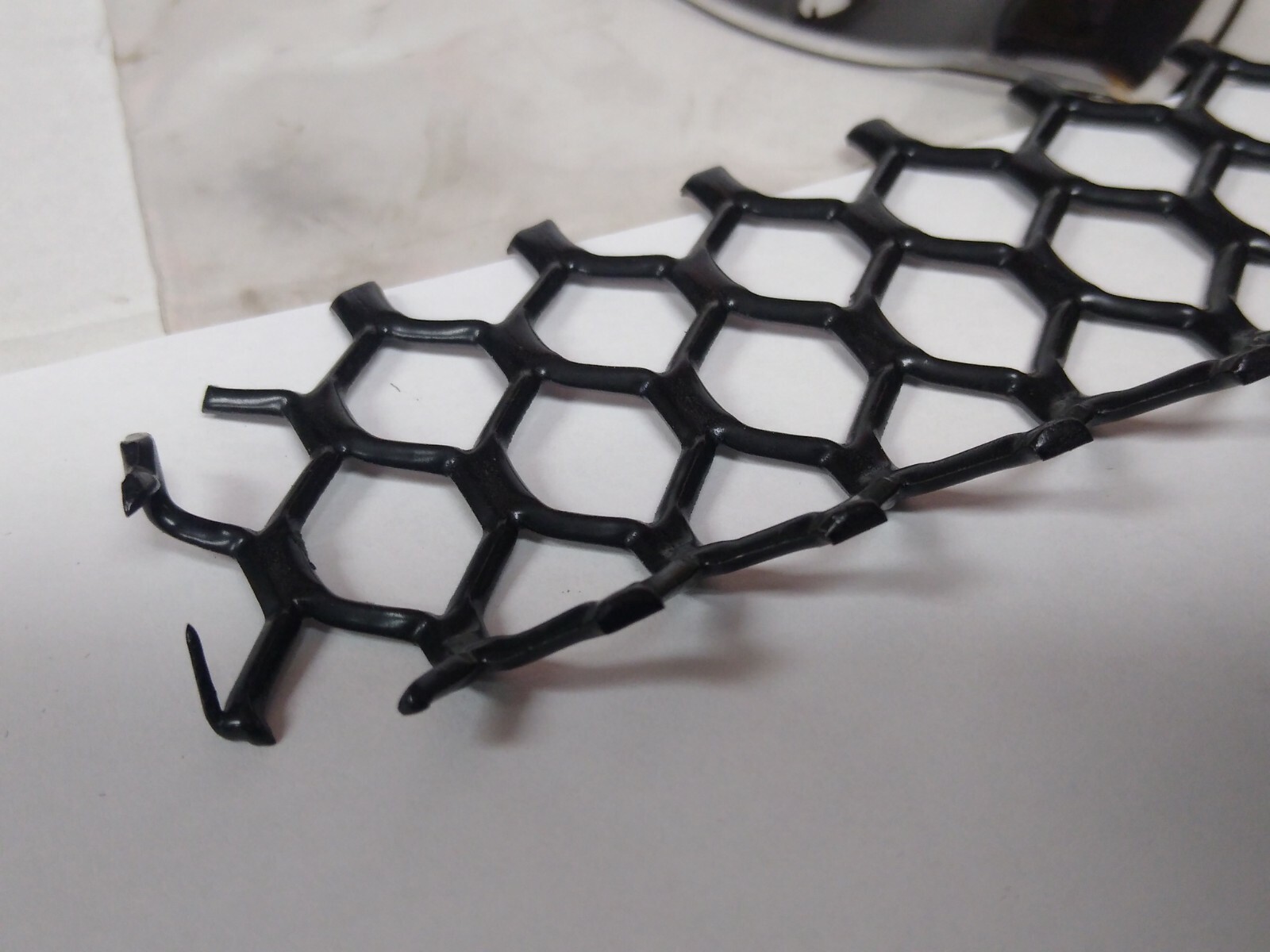LAMBORGHINI MURCIELAGO RIGHT ROCKER SMALL GRILLE Part Number: 410853668