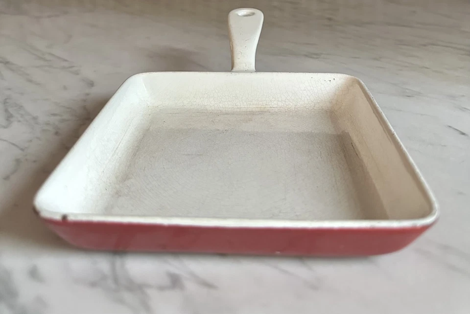 Vintage Prizerware Enameled Cast Iron 5.5" Square Pan Red Kitchen Cookware - Image 4 of 4