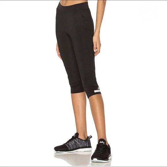 Adidas crop deals leggings
