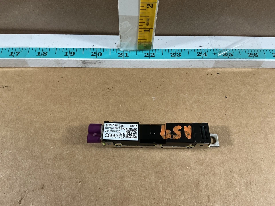 2012-2018 Audi A7 Quattro Amplifier Left Upper Antenna Booster Module OEM - Image 3 of 4
