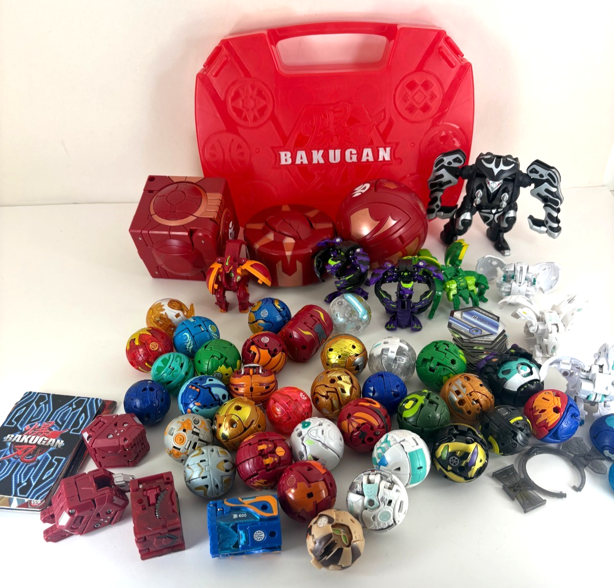Big Lot Of 49 Bakugan Battle Brawlers & Carrying Case | eBay