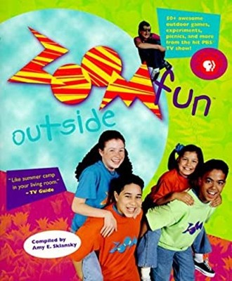 Zoom Fun Outside Paperback Amy E. Sklansky