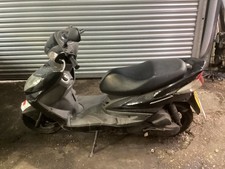 yamaha 125 moped