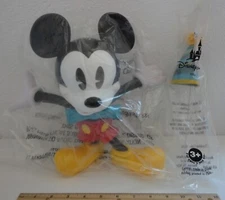 Disney Parks Mickey Mouse 90th Birthday Anniversary Sipper Cup New Sealed 2018