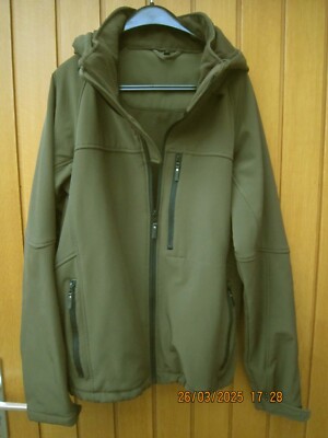 ''R24 Sportswear'' Damen Outdoorjacke, Gr. M, Oliv, Kapuze, Reißverschlusstaschen