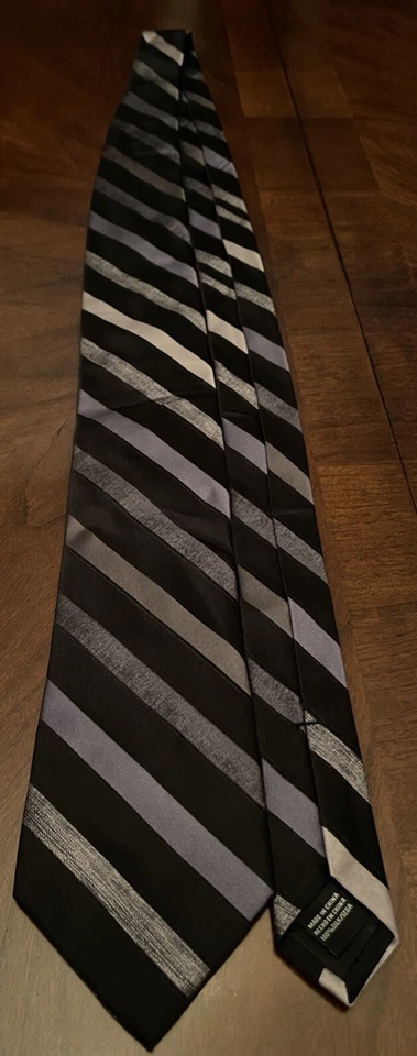 Claiborne Black Gray 100% Silk Men’s Neck Tie Made In China - Image 3 of 4