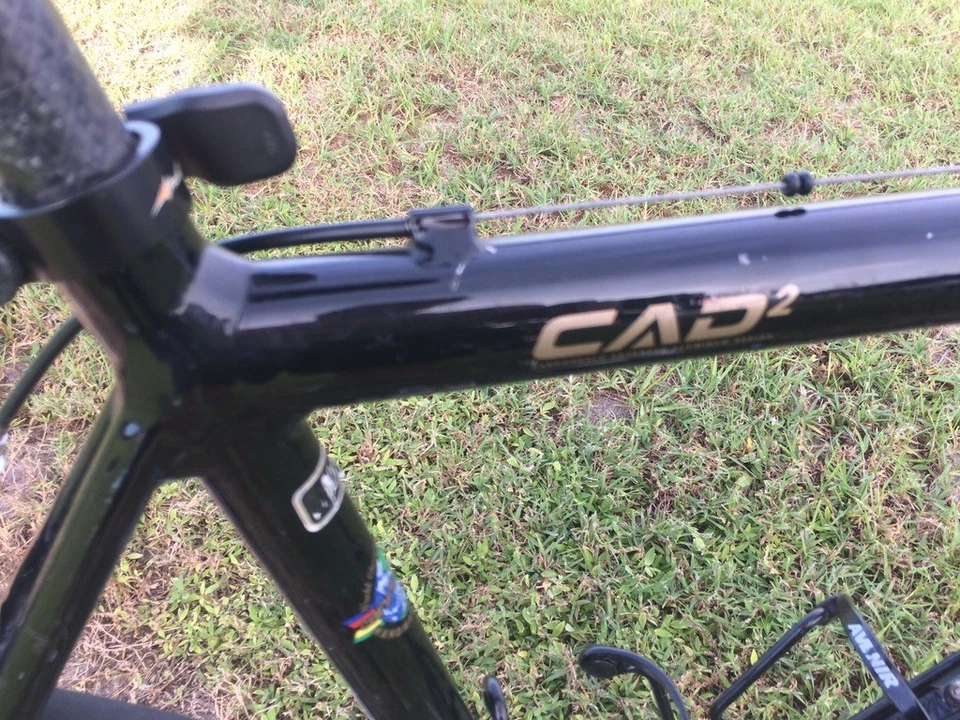 Cannondale R 200 三重老式公路自行车 - Campagnolo 轮辋,7sp 黑色罕见 CODA — 第 4/4 张图片