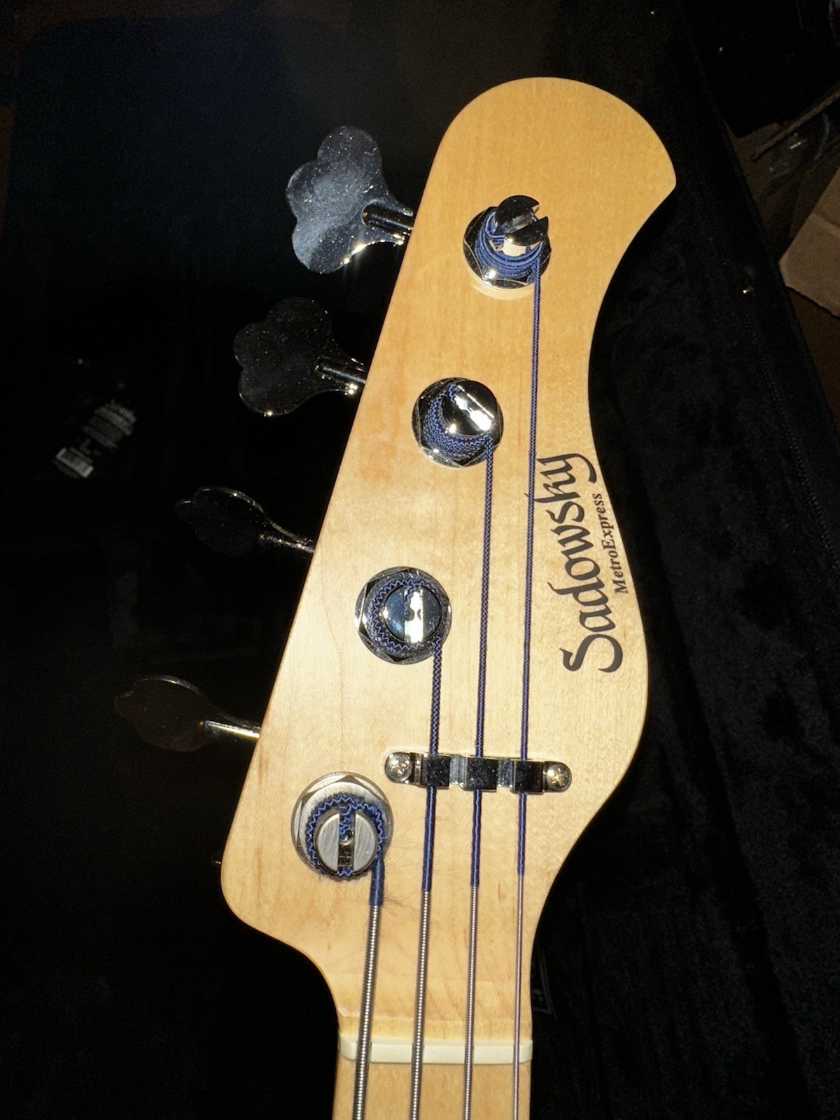 Sadowsky (Japan) MetroExpress 2018 Candy Apple Red Jazz Bass NEW