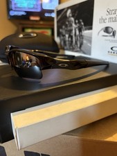 OAKLEY FLAK JACKET XLJ 1.0 JET BLACK FRAME W/POLARIZED BLACK IRIDIUM LENSES