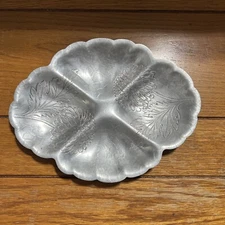 Formon 4 Family Inc Vintage Four Section Etched Tray