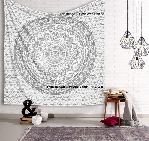 THE ART BOX Hippie Ombre Mandala Tissu Murale Grand Tapisserie Vert et Blanc - 220x230 cm Boho Bohemian Maison Décoration Murale de Plage en Coton Indien Tapisseries pour Chambre
