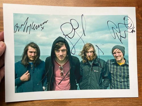 Twin Atlantic band * HAND SIGNED AUTOGRAPH * A4 photo IP - Picture 1 of 3