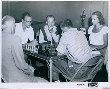 1954 Photo Even Kibitzers Agonize Over Next Move For Chess Trophy Games 8X10