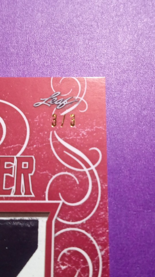 201920 Leaf Lumber Kings Luc Robitaille Game Used Lumber Red /3 HOF