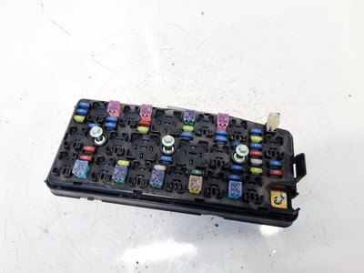   Sicherungskasten für Chevrolet Captiva UK2401852-26