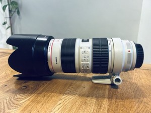 Canon EF 70-200mm F/2.8 EF IS L USM Lens with Hood, Case + UV filter