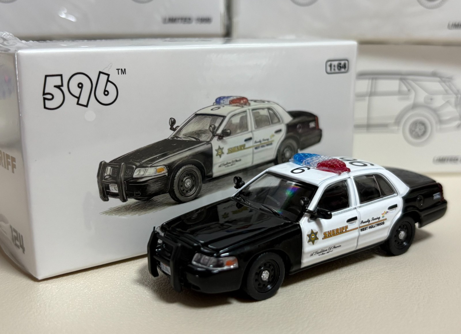 596 1/64 CV Crown Victoria Los Angeles County Sheriff Dept #124 Diecast Model