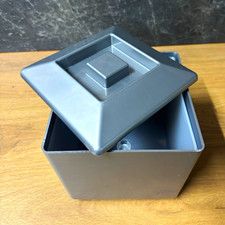 Chabrias Ltd 4 Litre Square Insulated Ice Bucket with Lid & Drainage Liner - UK