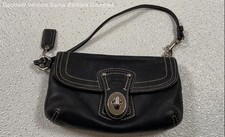 Womens Black Leather Coach Wristlet 8x5