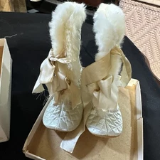Antique Baby Girls White Rabbit Fur Slippers Boots Blue Quilted Leather Box