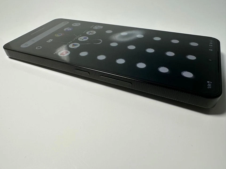 Leica LEITZ PHONE 3 5G 512/12GB RAM Desbloqueado 6.6" 47.2MP Usado - Imagen 4 de 4