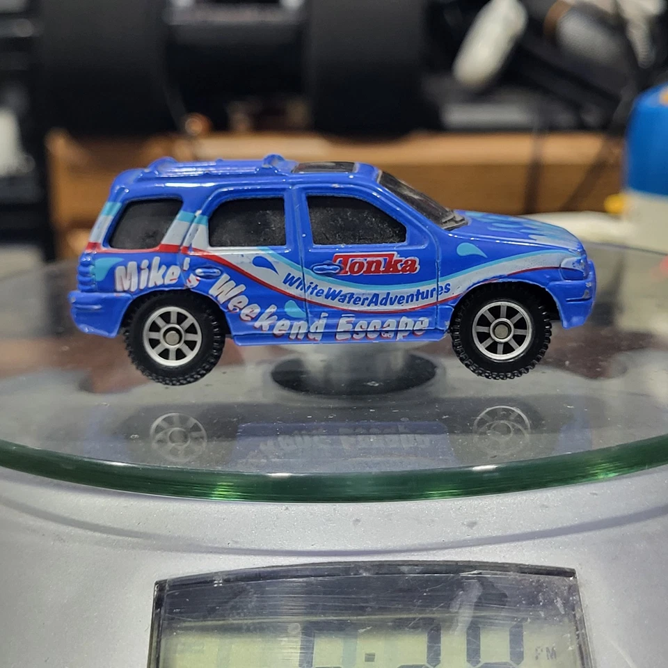 Ford Escape Tonka Mike's Weekend Escape 2000 Maisto 1/64 vintage coche azul TC-303 Foto 2 de 4