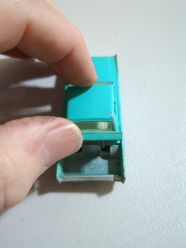 Matchbox Lesney England Lincoln Continental Series No 31 Turquoise - Picture 3 of 9
