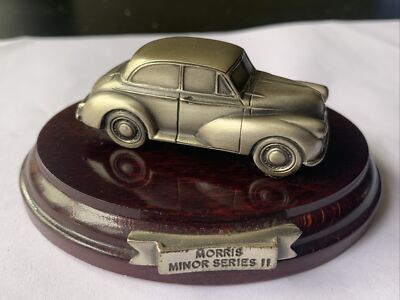 MORRIS MINOR SERIE II BRIEFBESCHWERER SKULPTUR KUNST VON MARK MODELS