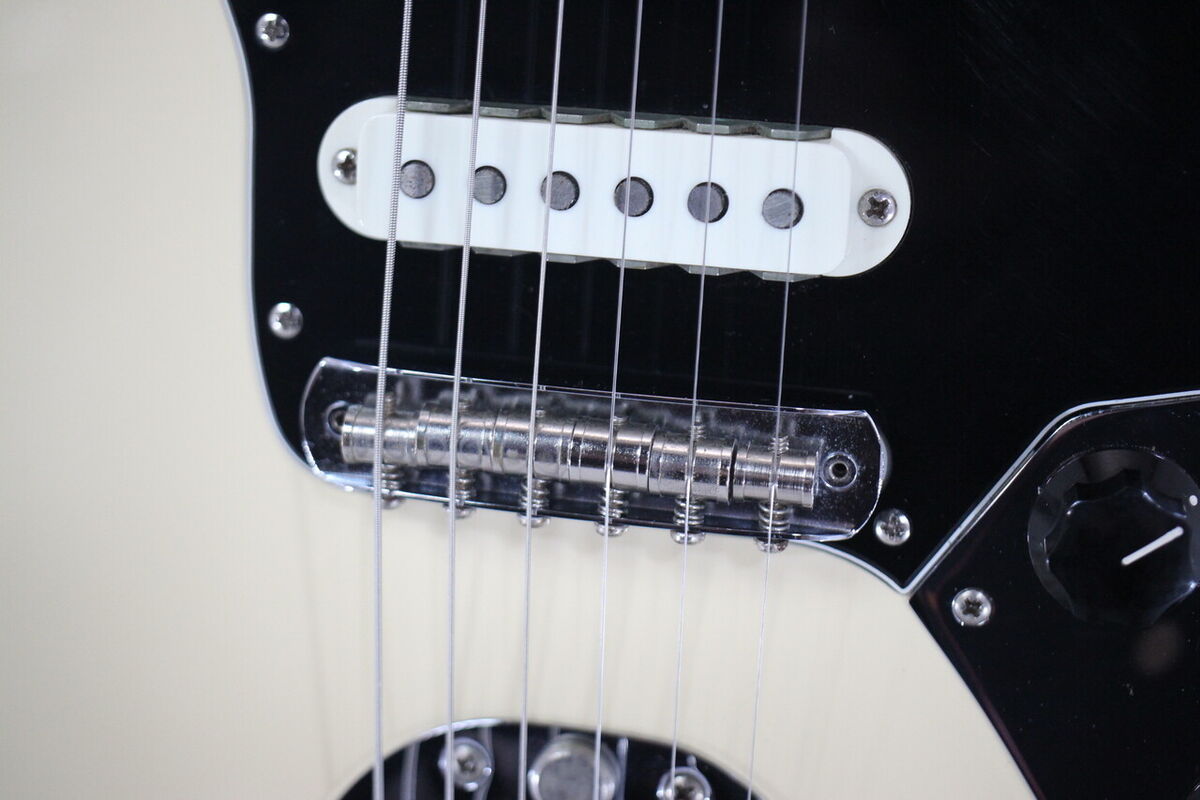 Fender AMERICAN PROFESSIONAL JAGUAR Used Electric Guitar | eBay Fender AMERICAN PROFESSIONAL JAGUAR Used Electric Guitar | eBay