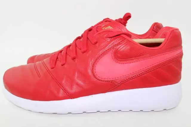 NIKE ROSHE TIEMPO VI QUICK STRIKE SIZE 11.0 UNIVERSITY RED LIGHT