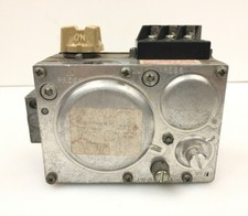 Robertshaw 7100 DER-S7C Furnace Gas Valve 71F-11A-001 24V used tested #G293