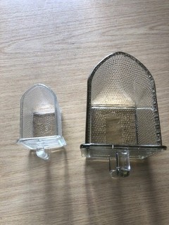 Glasschütten Alt Einschub aus altem Küchenschrank Glas/Pressglas Große Kleine