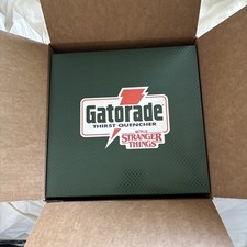 Stranger Things Gatorade Limited Edition Collectors Box Capsule 1987 Xl