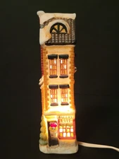 Christmas Village Bakery Building No Light or Original Packaging included