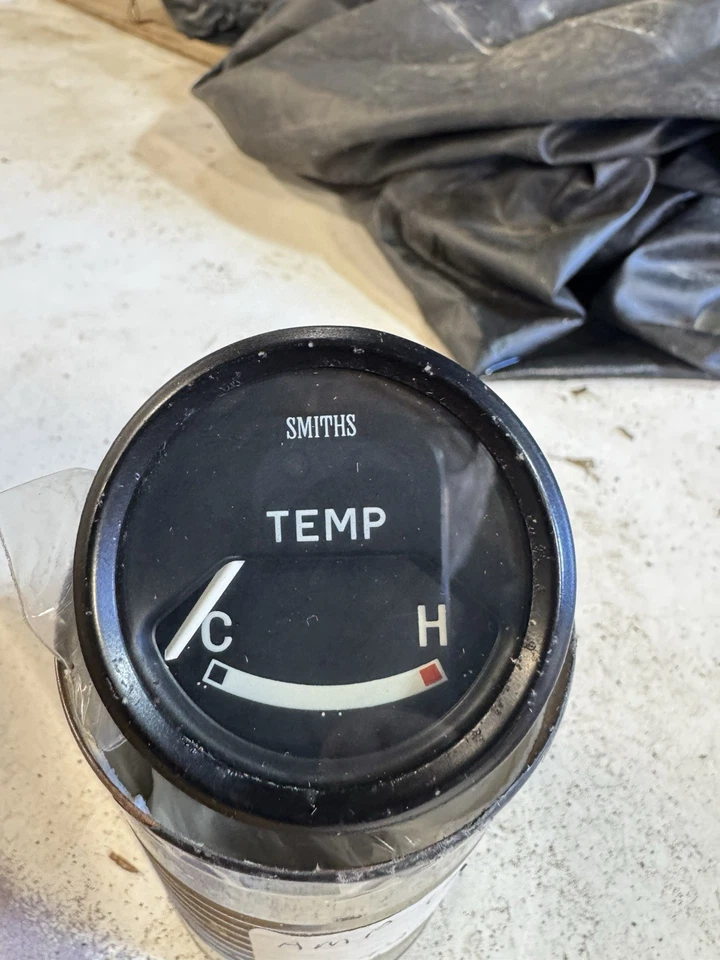 Medidores Triumph MG Lucas Smith TR6 Foto 3 de 4