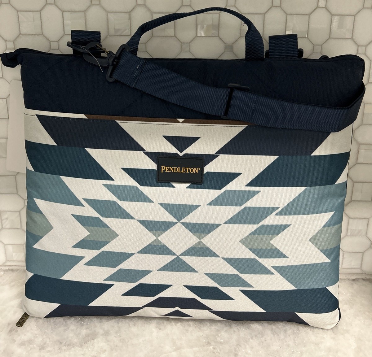 Pendleton Packable Outdoor Blanket Peak Canyon Blues Ivory New No