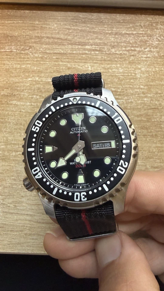 Citizen Promaster NY0040 Automatic 200m Diver Black Dial Watch + NATO Straps, photo 1 of 5
