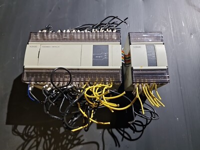  Xinje PLC XD3-60T-E + XD-E16YT Programmierbarer Controller (K8-1#D)
