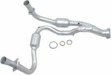 New Catalytic Converter for 05-06 Grand Cherokee 06 Commander Front