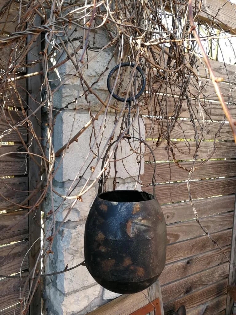 VDYXEW Vaso Sospeso In Metallo Nero Per Piante – 2 Pezzi Con Catena E Gancio, Diametro 15 Cm, Design Minimal Per Interni/Esterni