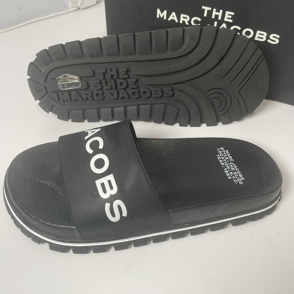 Women's Marc Jacobs The Slide Sandals Black And White EC