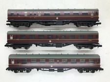 GRAHAM FARISH N GAUGE BR MAROON Mk.1 RAKE of 3 COACHES