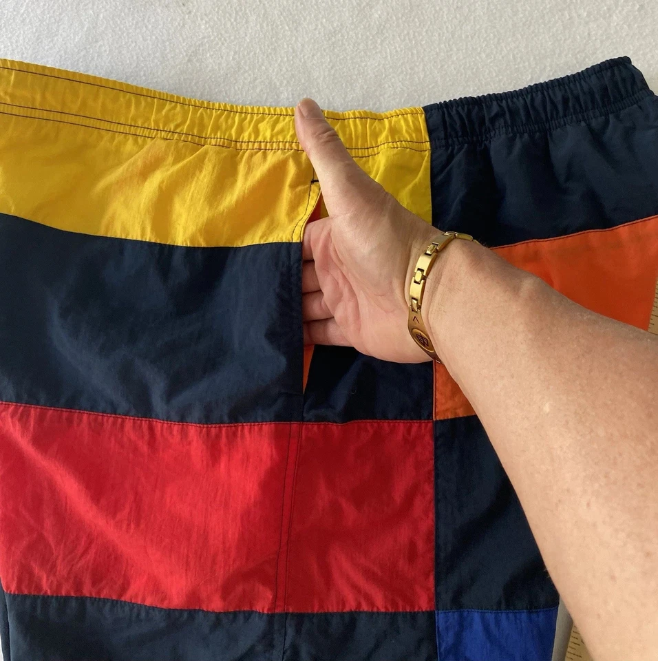 Tommy Hilfiger Bañador Hombre XL Bloque de Color Tabla de Surf Pantalones Cortos RARO DE COLECCIÓN Foto 4 de 4