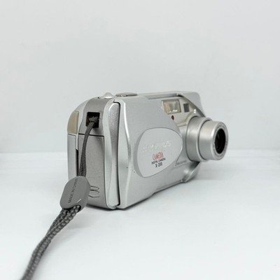 OLYMPUS CAMEDIA X-200 Digital Camera Fully Functional Clear Lens