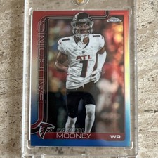 Topps 2025 Chrome Darnell Mooney Red, White & Blue Atlanta Falcons #11