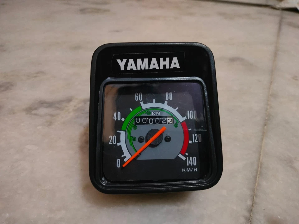 For Yamaha L2SN DT100 X YB100 Deluxe RX100 Speedometer Assy Ignition Switch Set Foto 4 de 4