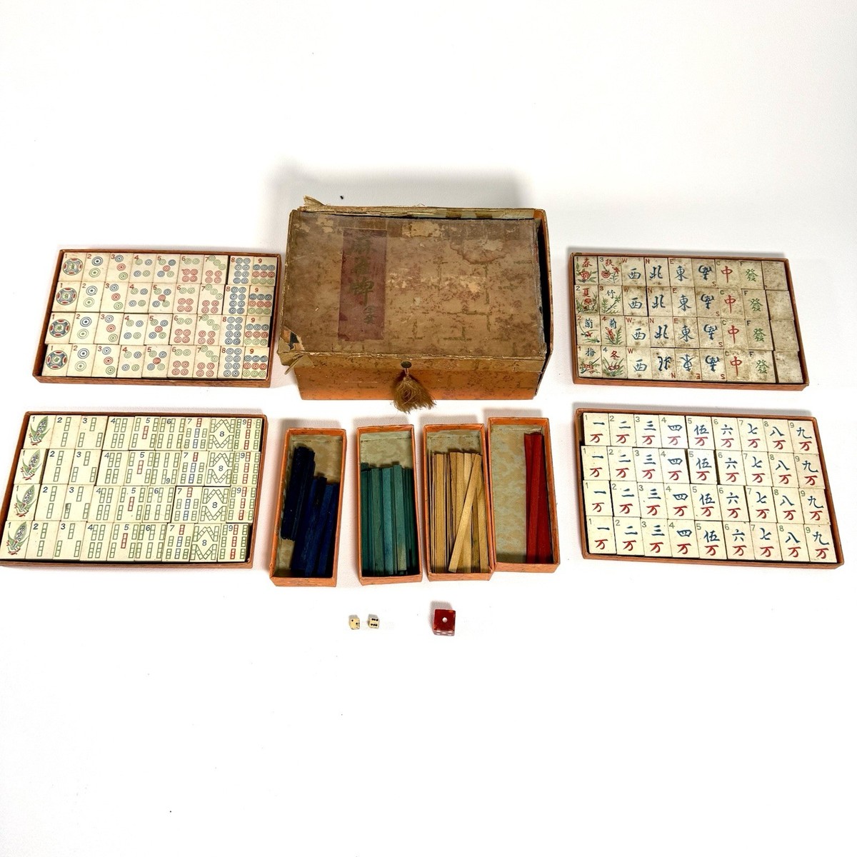 Antique 1923 Milton Bradley Mahjong Set - Tiles Dice Scoring  display picture 1