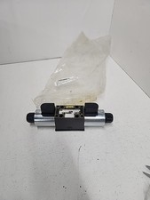 PARKER D1VW008CNJW, HYDRAULIC DIRECTIONAL SOLENOID VALVE, M0125 **NOS **
