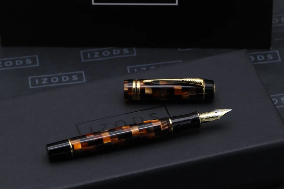 Parker Duofold Centennial Check Amber Fountain Pen - EF Nib - Image 2 of 4